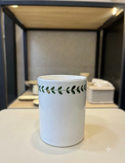 گلدان ۱۵ سانت برگ سبز